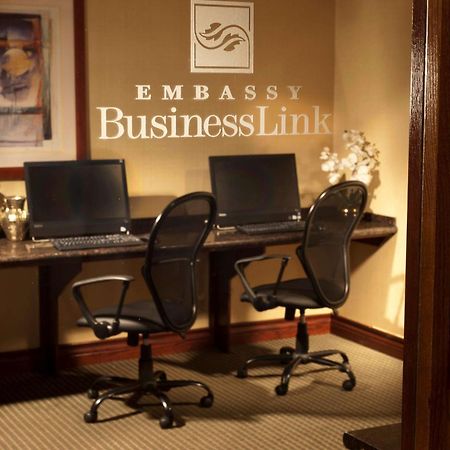 Embassy Suites Лъбък Екстериор снимка
